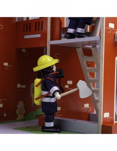 Medinė gaisrininkų stotis,...