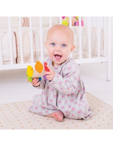 Žaislas kūdikiui medinis RAINBOW STAR, su veidrodėliu 3mėn.+